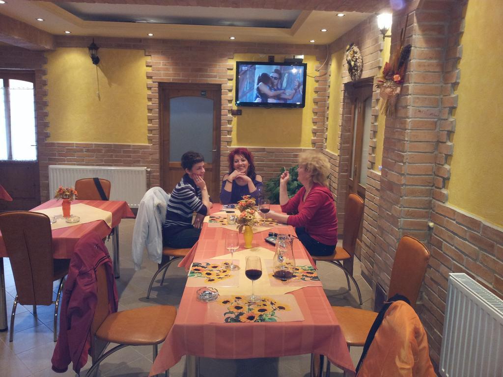 Pensiunea Colt Alb Băile Homorod Zewnętrze zdjęcie