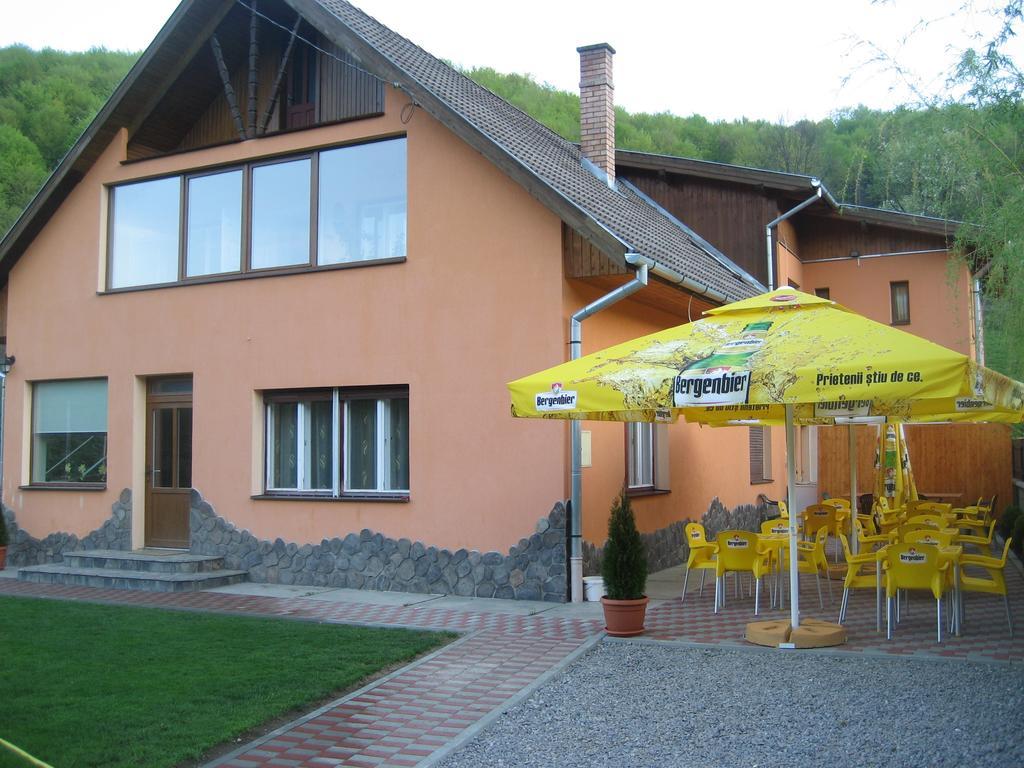 Pensiunea Colt Alb Băile Homorod Zewnętrze zdjęcie